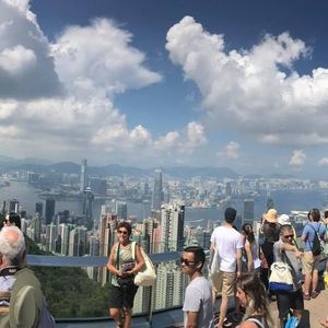 Meet your Posher, Paru